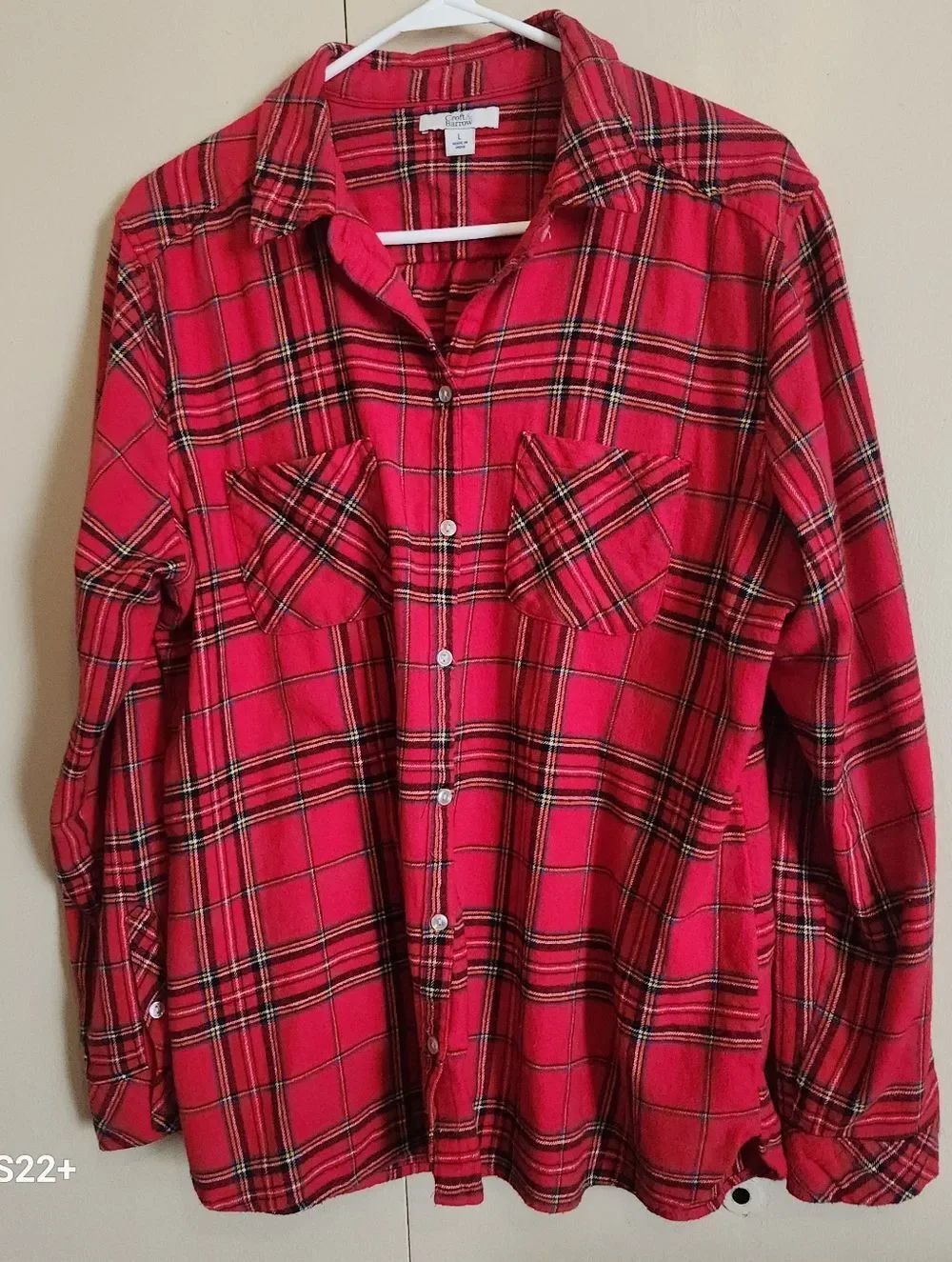 U42 Croft & Barrow Red Plaid Button-Up Flannel women's Shirt long sleeves